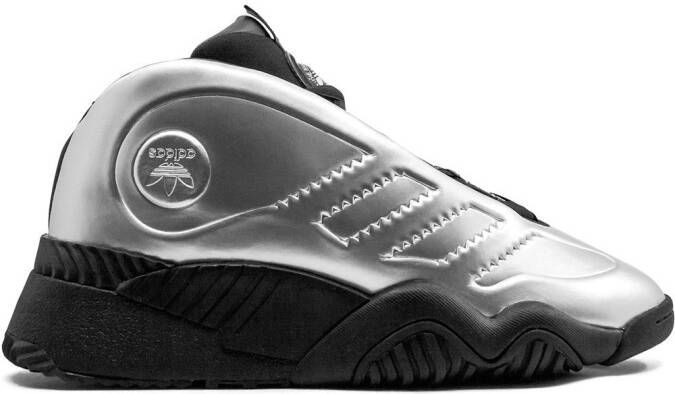 Adidas x Pharrell Williams SolarHU Tennis V2 sneakers Red