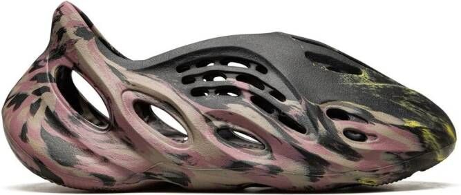 Adidas Yeezy Foam Runner "Mx Carbon" sneakers Brown