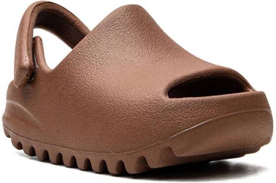 Adidas Yeezy Kids Yeezy "Flax" slides Brown