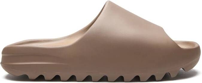 Adidas Yeezy Slide "Core 2021" sneakers Brown