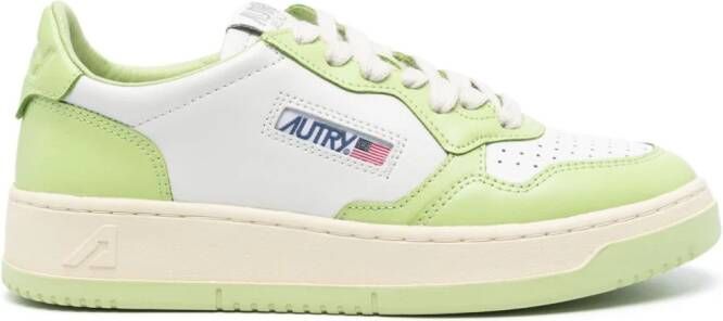 Autry Medalist leather sneakers White