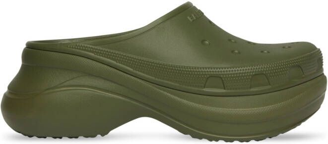 Balenciaga x Crocs logo-embossed slides Green