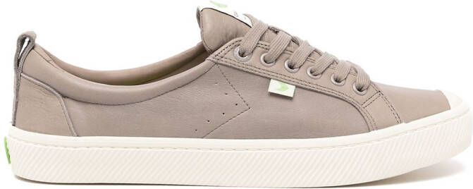 Cariuma OCA Low leather sneakers Grey