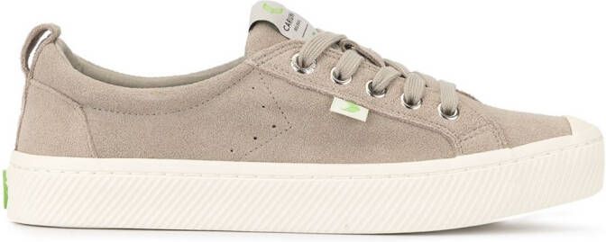 Cariuma OCA low-top suede sneakers Grey