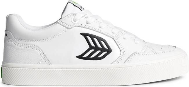 Cariuma Vallely logo-detail leather sneakers White