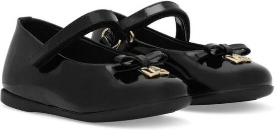 Dolce & Gabbana Kids DG-logo patent leather ballerina shoes Black