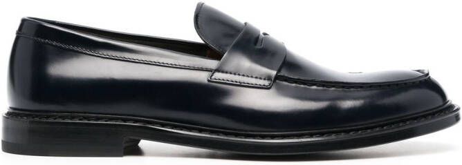 Doucal's almond-toe leather loafers Black