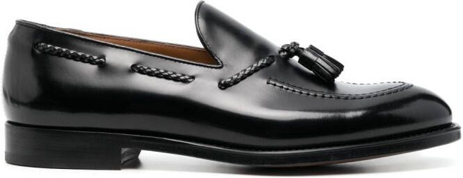 Doucal's almond-toe leather loafers Black