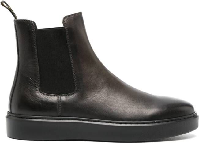Doucal's leather Chelsea ankle boots Grey