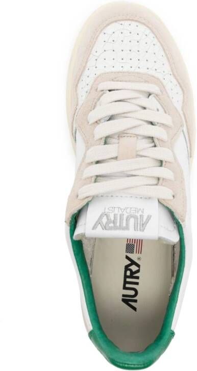 Autry Medalist leather sneakers White
