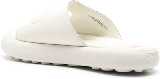 Camper Pelotas Flota cut-out slides White
