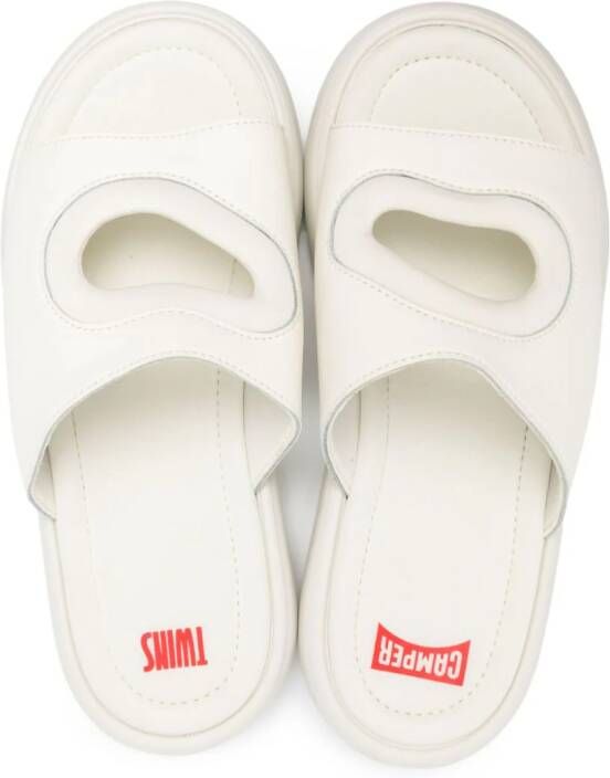 Camper Pelotas Flota cut-out slides White