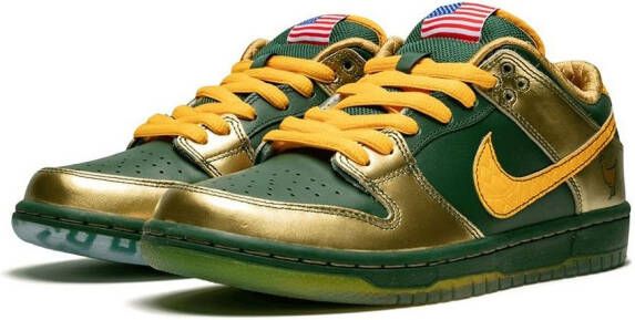 Nike x Doernbecher SB Dunk sneakers Green