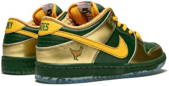 Nike x Doernbecher SB Dunk sneakers Green