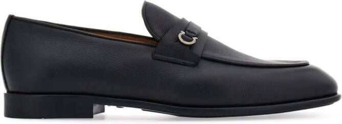 Ferragamo Gancini-plaque leather loafers Black