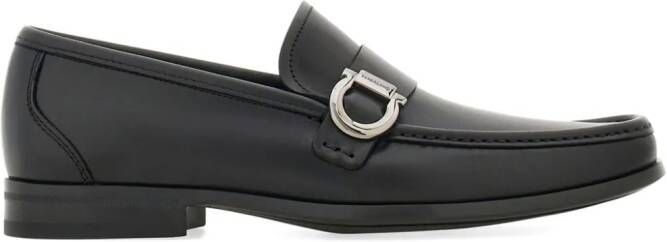 Ferragamo Gancini-plaque leather loafers Black