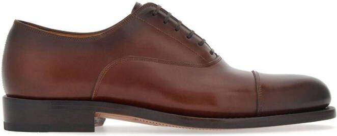 Ferragamo round-toe leather oxford shoes Brown