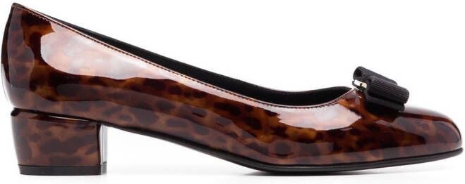 Ferragamo 45mm Vara patent leather pumps Brown