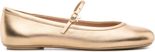 Gianvito Rossi Carla buckled ballerina shoes Gold