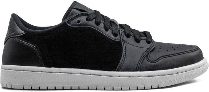 Jordan Air 1 Retro Low no swoosh black