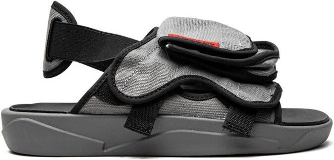 Jordan Air LS "Grey Black" slides