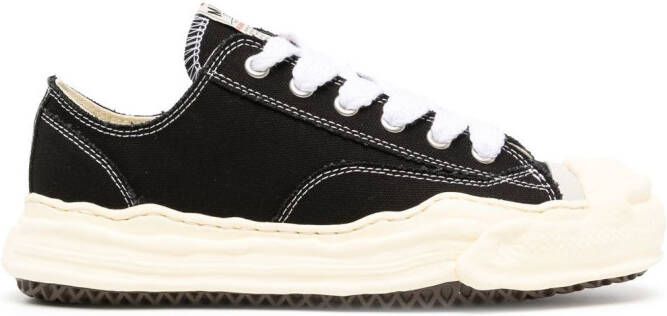 Maison MIHARA YASUHIRO lace-up low-top sneakers Black
