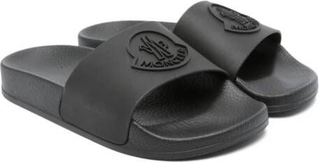 Moncler Enfant Basile embossed-logo slides Black