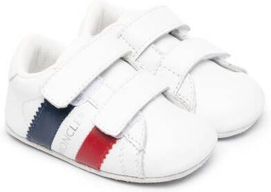 Moncler Enfant logo stripe pre-walkers White