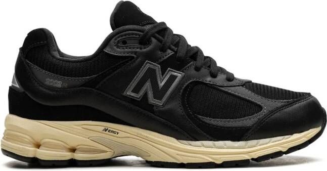 New Balance M2002R "Vintage Black White" sneakers