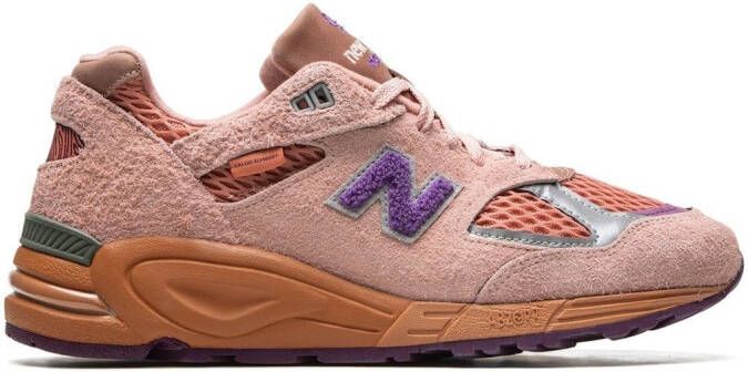 New Balance x Salehe Bembury 990v2 "Sand Be The Time" sneakers Pink