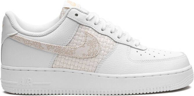 Nike Kyrie Flytrap V "Black Cool Grey Wolf Grey University Red" sneakers - Picture 10