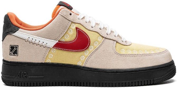 Nike Air Force 1 Low "Somos Familia" sneakers Neutrals - Picture 2