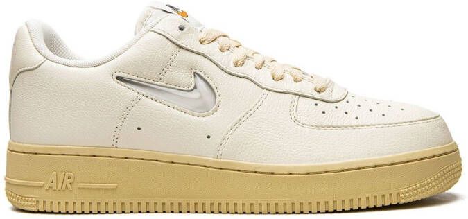 Nike Air Force 1 Jewel "Coconut Milk" sneakers Neutrals - Picture 7