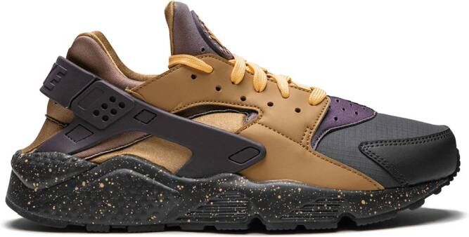 Nike x Concepts Kyrie 5 TV PE 3 "Ikhet" sneakers Neutrals