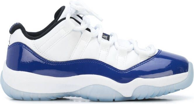 Jordan Air 11 Low "Concord Sketch" sneakers White