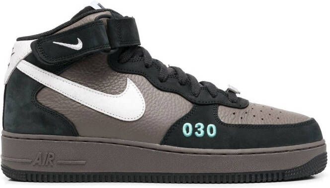 Nike Air Force 1 Low "Hoops Black University Gold" sneakers - Picture 3