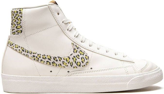 Nike Blazer Mid '77 SE "Sail Light Lemon Twist Black S" sneakers Neutrals - Picture 3