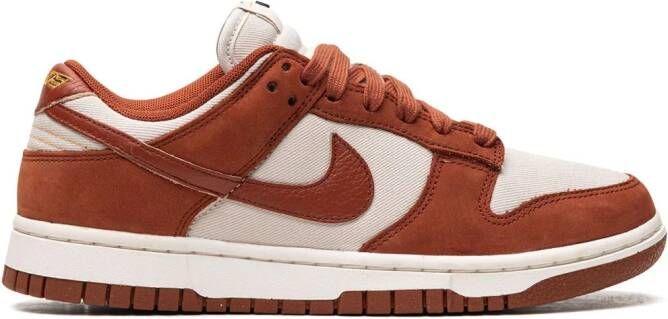 Nike Dunk Low LX "Rugged Orange" sneakers - Picture 2