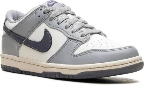 Nike Kids Dunk Low "Light Carbon" sneakers Grey