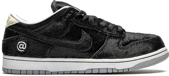 Nike x Medicom Toy SB Dunk Low "BE@RBRICK" sneakers Black - Picture 6