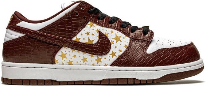 Nike x Supreme SB Dunk Low "Stars Barkroot Brown" sneakers - Picture 2