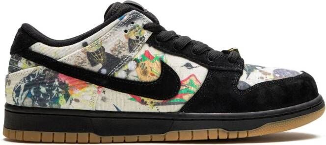 Nike x Supreme SB Dunk Low "Rammellzee" sneakers Black