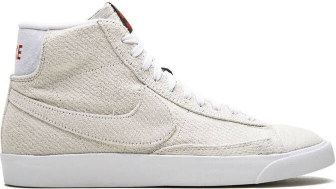 Nike x Stranger Things Blazer Mid QS "Upside Down" sneakers Neutrals