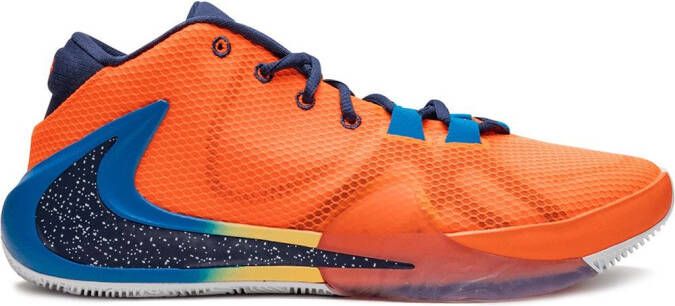 Nike x Undefeated Kobe 4 Protro "Milwaukee Bucks" sneakers Green - Picture 5