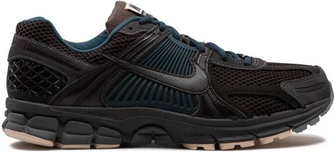 Nike ACG Mountain Fly 2 Low Gore-Tex "Dark Smoke Grey"