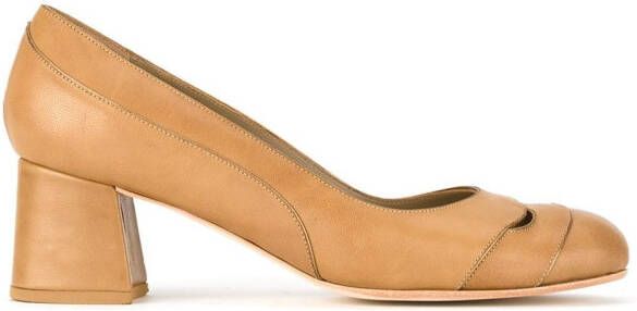 Sarah Chofakian Ludwig pumps Brown