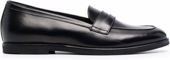 Scarosso Monica leather loafers Black