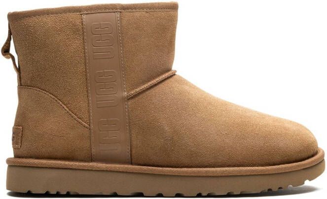 UGG logo-tape ankle boots Brown
