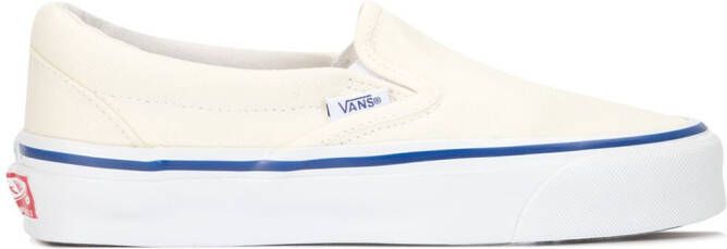 Vans Classic slip-on sneakers White