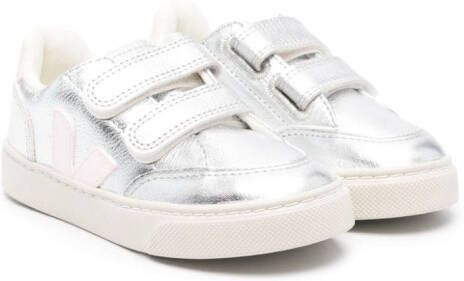VEJA Kids V-12 ChromeFree metallic sneakers Silver